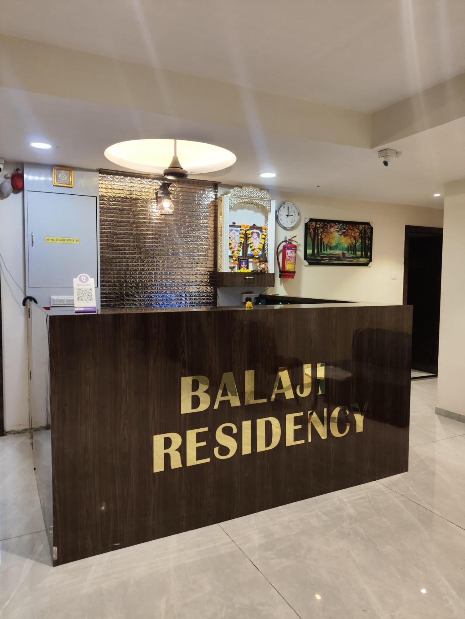New Balaji Residency By Glitz Hotels Ulhāsnagar Esterno foto